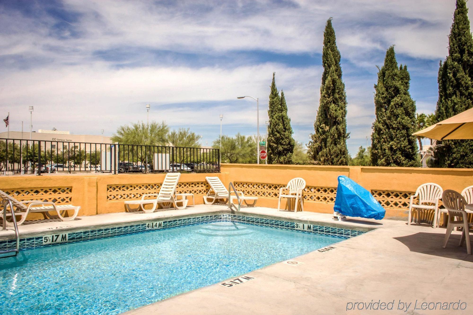Econo Lodge Tucson Buitenkant foto