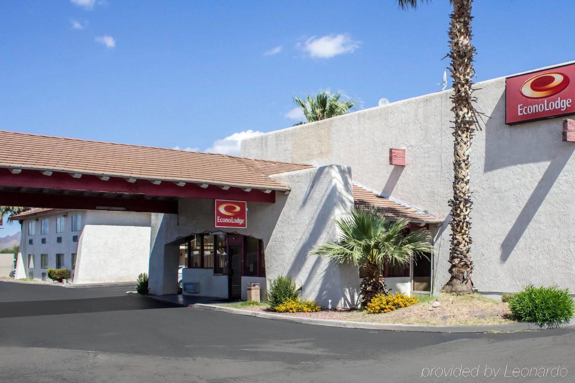 Econo Lodge Tucson Buitenkant foto