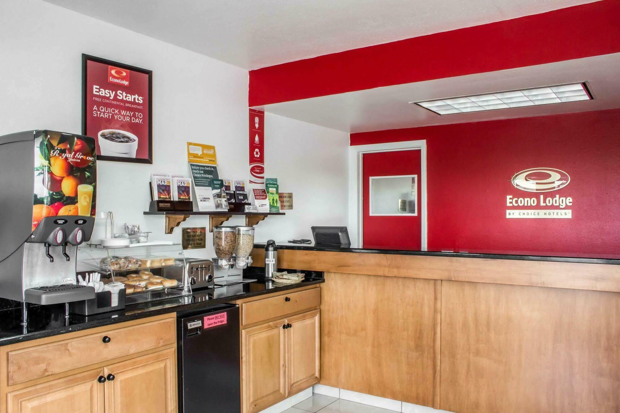 Econo Lodge Tucson Buitenkant foto